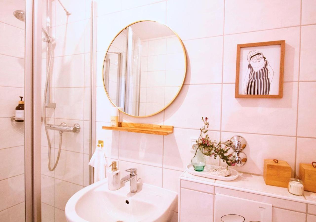 קרפלד Apartment Mit Balkon - Netflix - Nahe Messe Duesseldorf מראה חיצוני תמונה